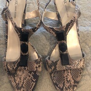 Anne Klein 10M sandal leather snake reptile print earth toned 3-1/2” height